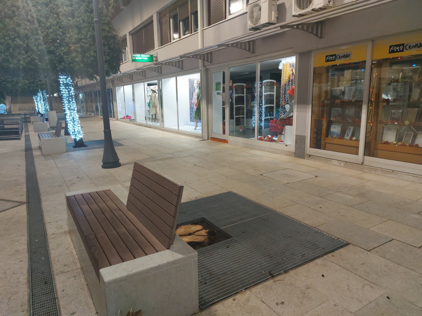 “Obadva, obadva! Oba su pala!”, stabla naša mala!